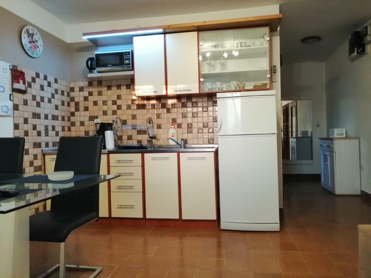 Apartmani Petra Vrsi Exterior foto