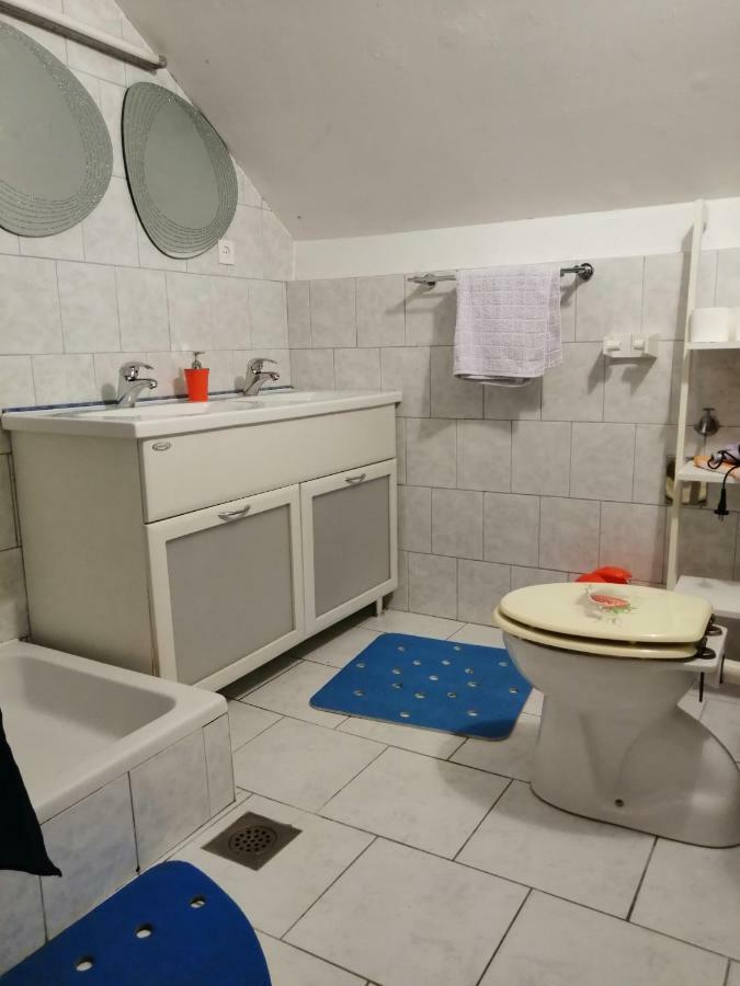 Apartmani Petra Vrsi Exterior foto