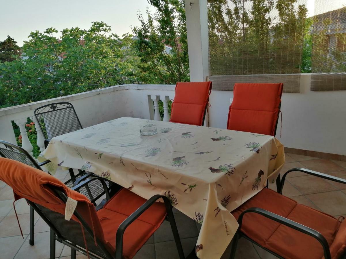 Apartmani Petra Vrsi Exterior foto