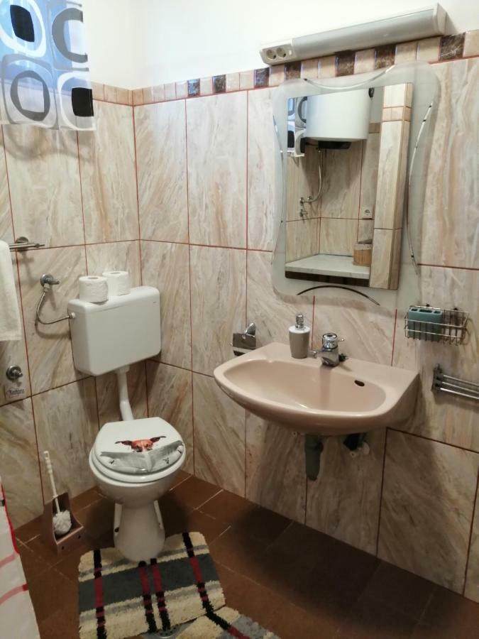 Apartmani Petra Vrsi Exterior foto